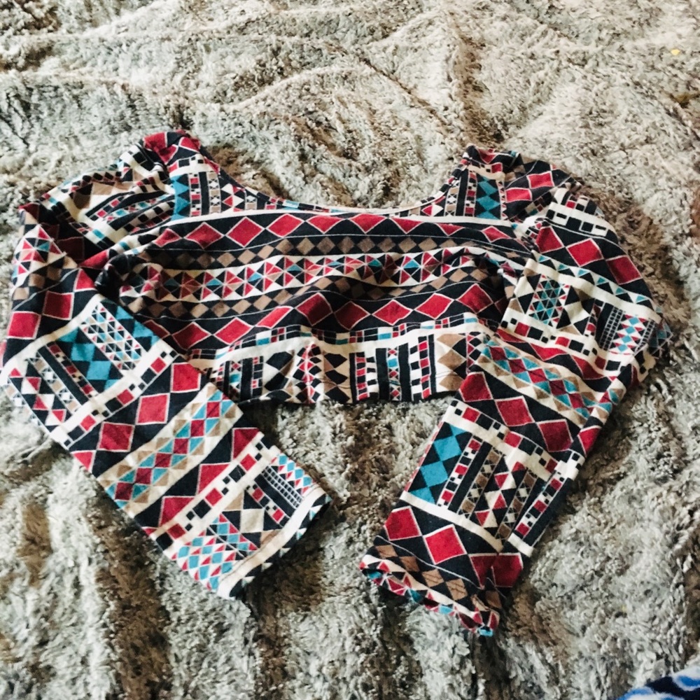Super cute pattern crop top❤️